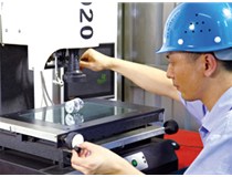 公司針對(duì)的主要客戶群， 用量最大的行業(yè)或客戶